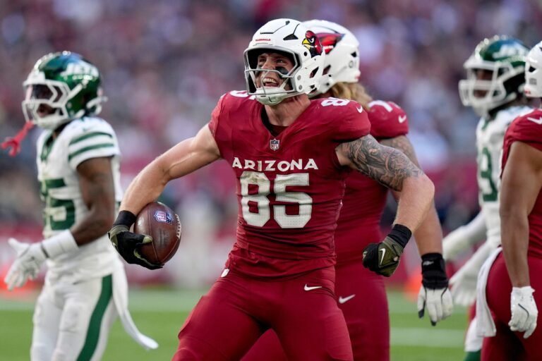 Cardinals’ Trey McBride Labels Rookie Jeremiyah Love an Absolute “Stud”